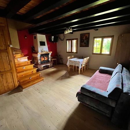 Domek pod lasem Lubycza Krolewska Exterior foto
