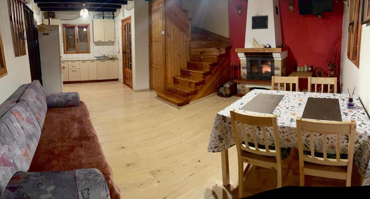 Domek pod lasem Lubycza Krolewska Exterior foto